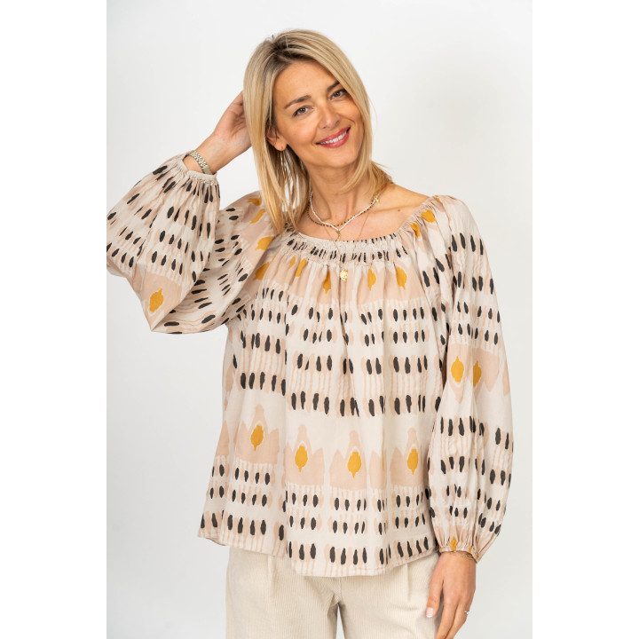 Printed On or Off-Shoulder Blouse